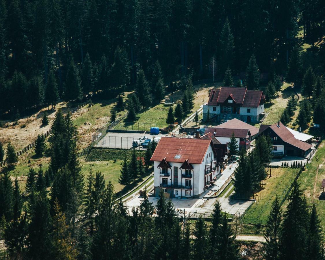 Hotel Floare De Colt Mînăstirea Humorului Εξωτερικό φωτογραφία